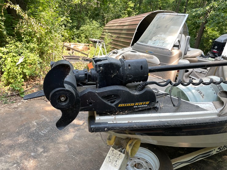 #7002-•-2004-crestliner-2050-sportfish-boat-&-trailer-(mn-title-in-delay)-image-20