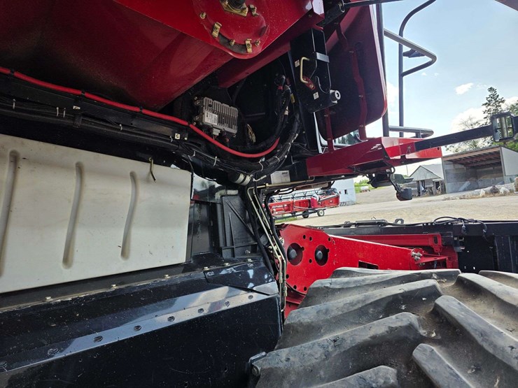 2013-case-ih-8230-image-66