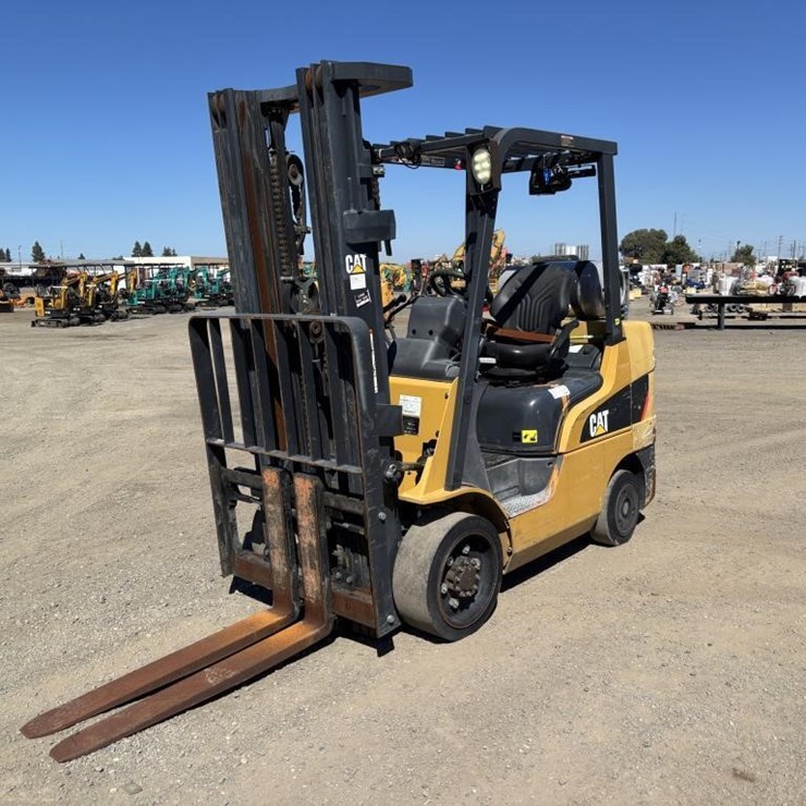 2019 CATERPILLAR 2C6000