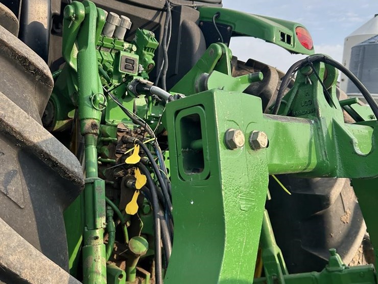 john-deere-6175r-image-33