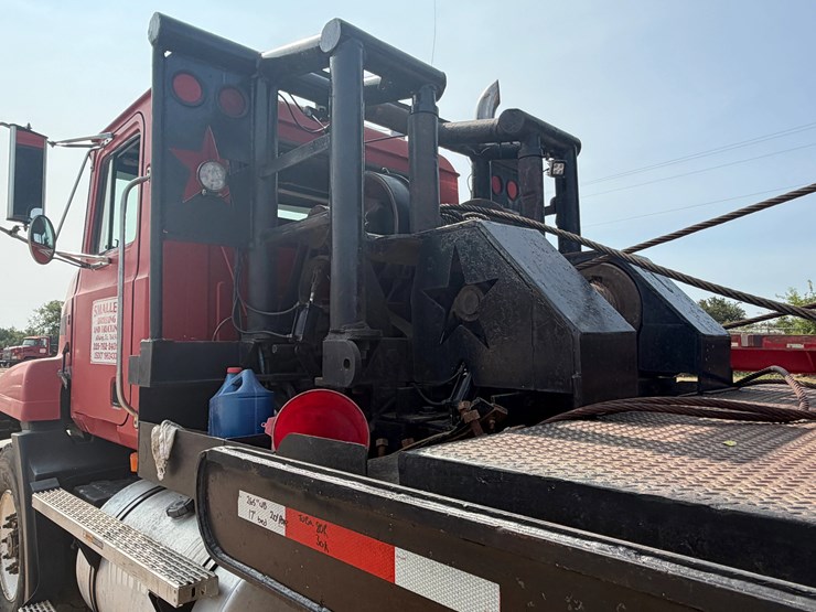 1999-mack-ch612-image-10
