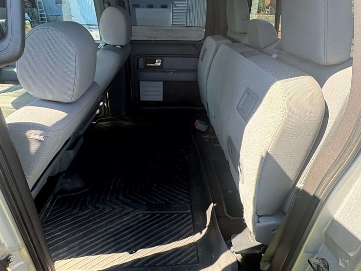 2013-ford-f150-xlt-image-31