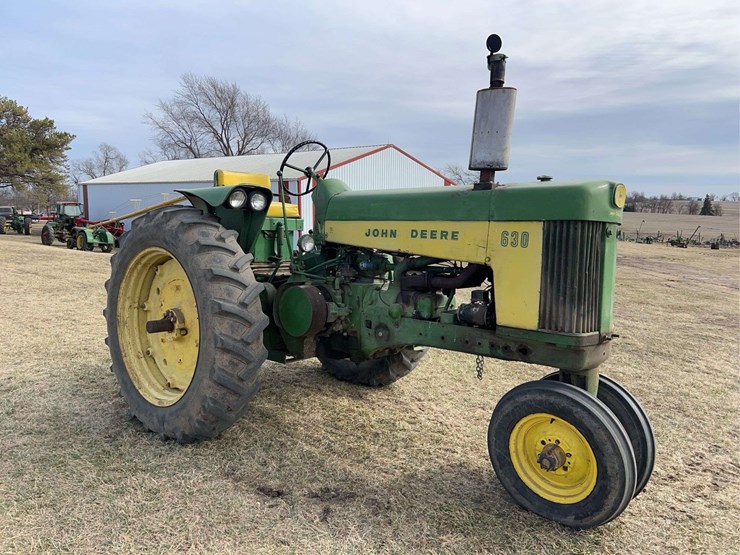 john-deere-630-image-7