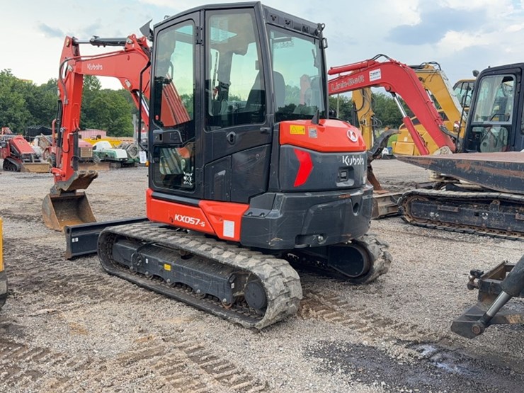 2024-kubota-kx057-5-image-11