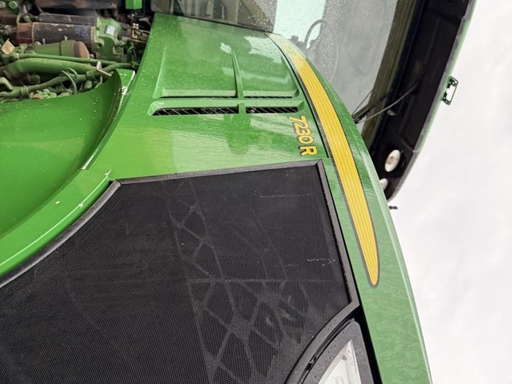 2012-john-deere-7230r-image-44