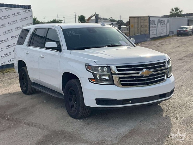 2020-chevrolet-tahoe-image-1