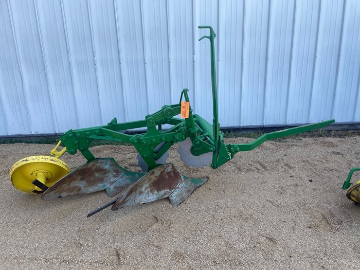 john-deere-2-image-2