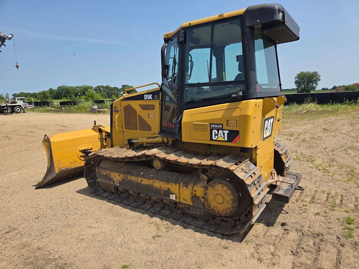 2008-caterpillar-c4.4-image-23
