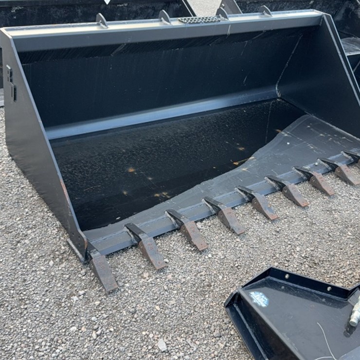 #2028 • BLUE DIAMOND 84" SKID STEER TOOTH BUCKET