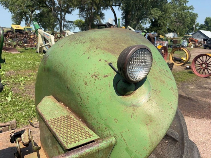 john-deere-630-image-81
