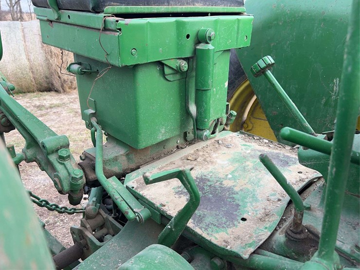john-deere-70-image-36