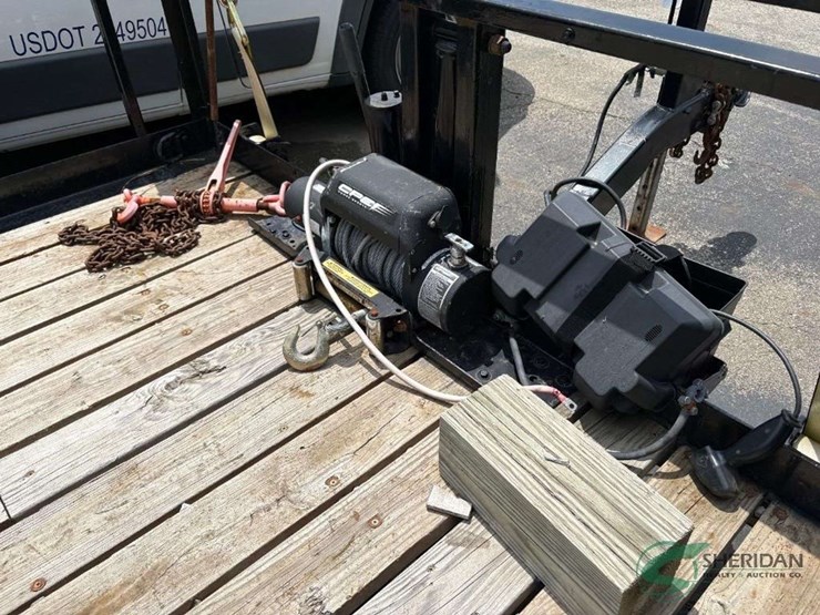 14-ft-tandem-axle-trailer,-low-profile,-with-winch,-weighs-less-than-2500#-image-8