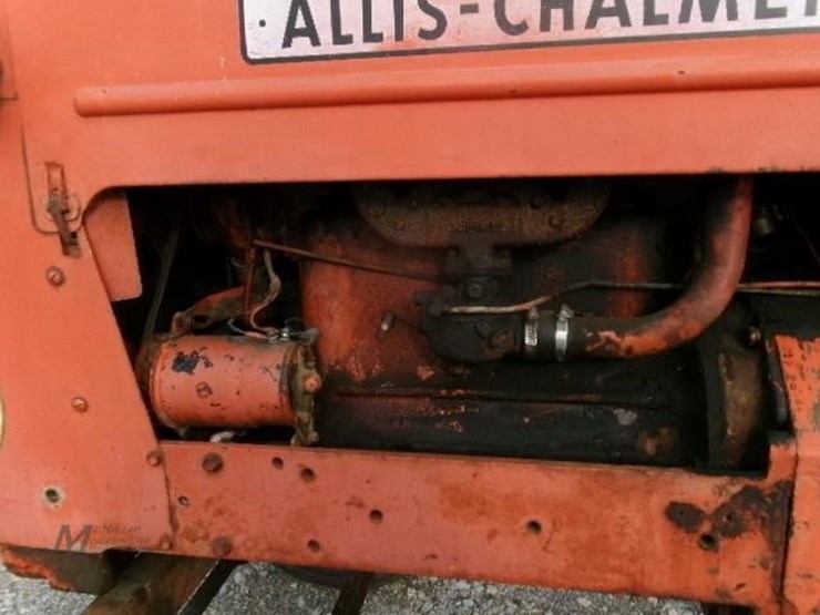 1959-allis-chalmers-d17-image-11