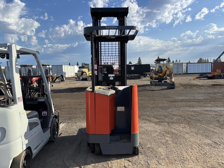 toyota-gbru23-forklift-image-7