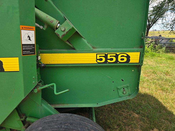 1997-john-deere-556-image-26
