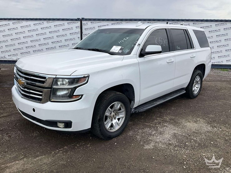 2020-chevrolet-tahoe-image-1