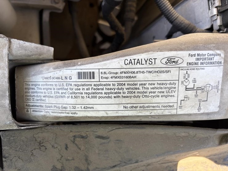 2004-ford-f350-image-11