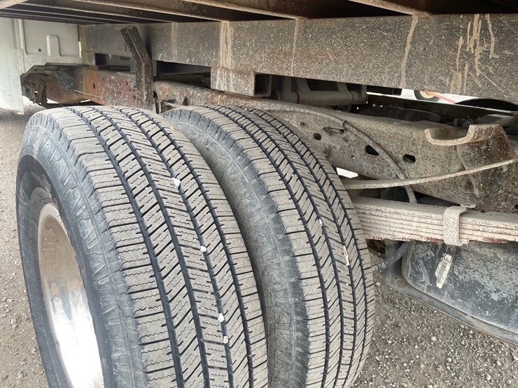 2000-ford-f350-image-26