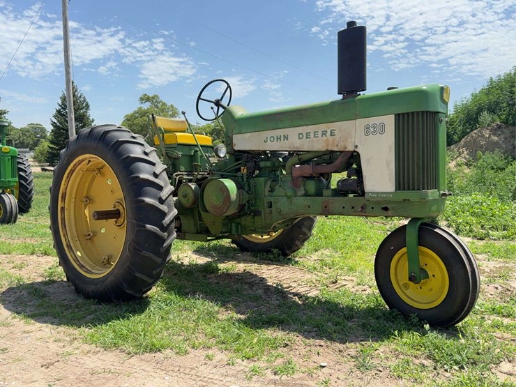 john-deere-630-image-7