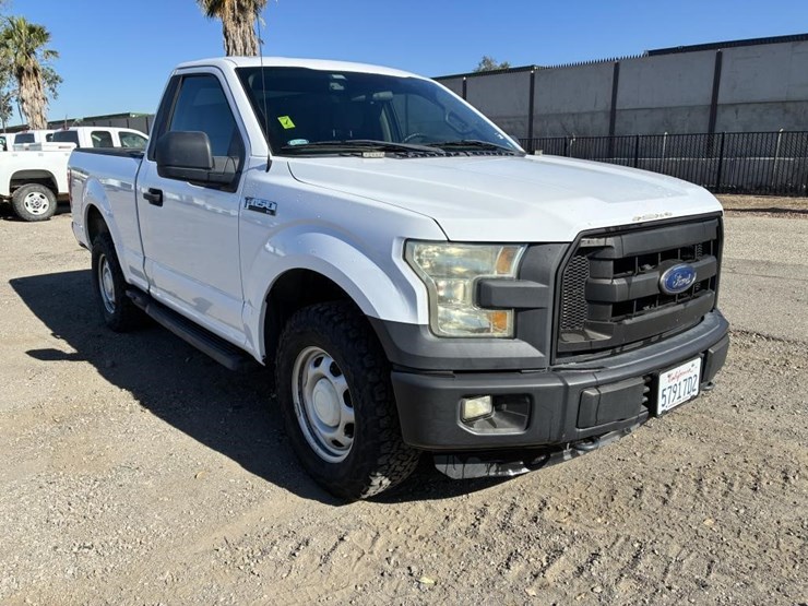 2016-ford-f150-image-2