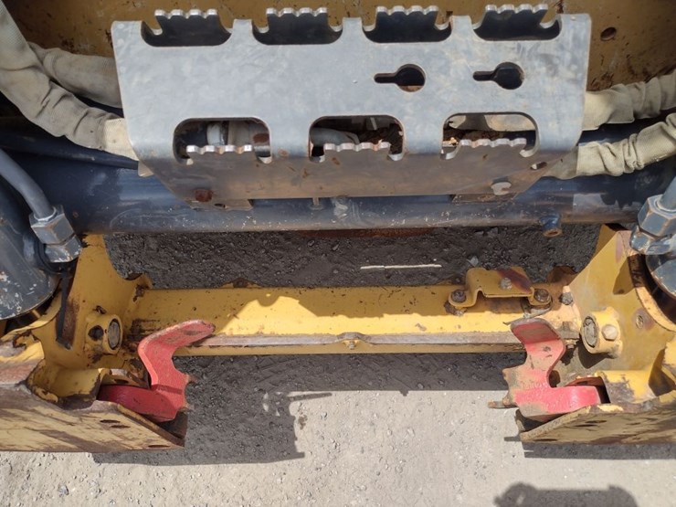 deere-333g-image-19