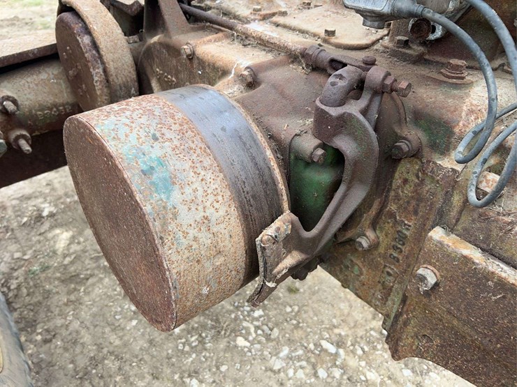 john-deere-model-b-image-26