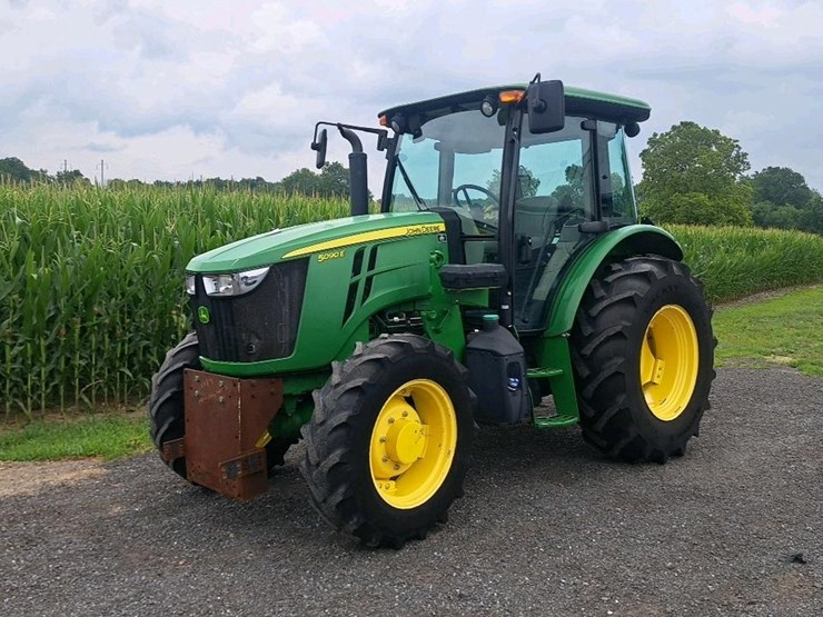2019-john-deere-5090e-image-1