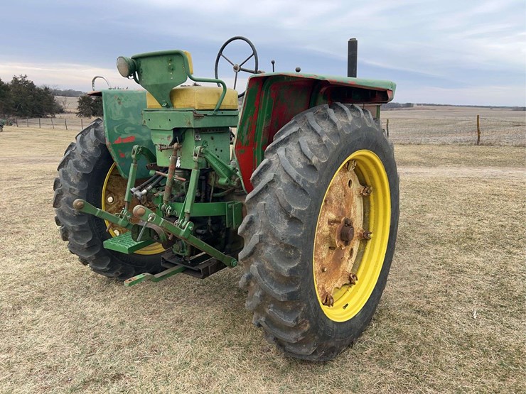 john-deere-70-image-5
