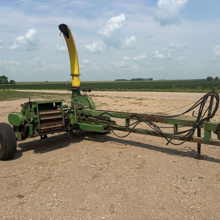 JOHN DEERE 3800