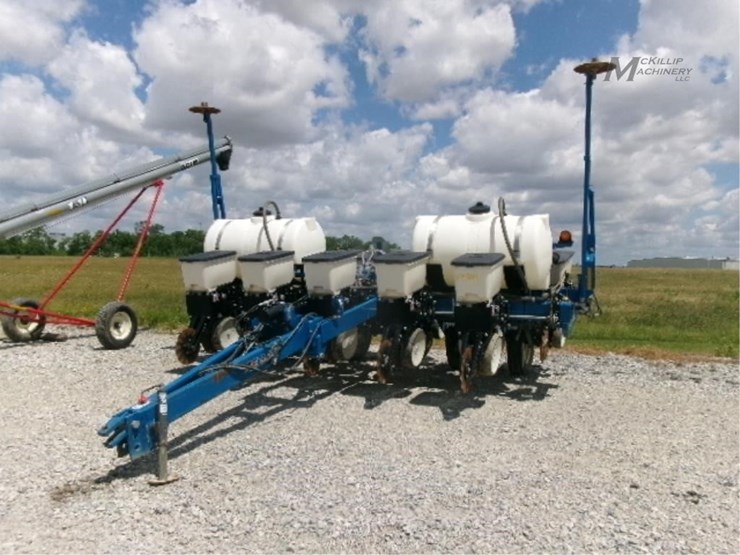 2014-kinze-3000-image-15