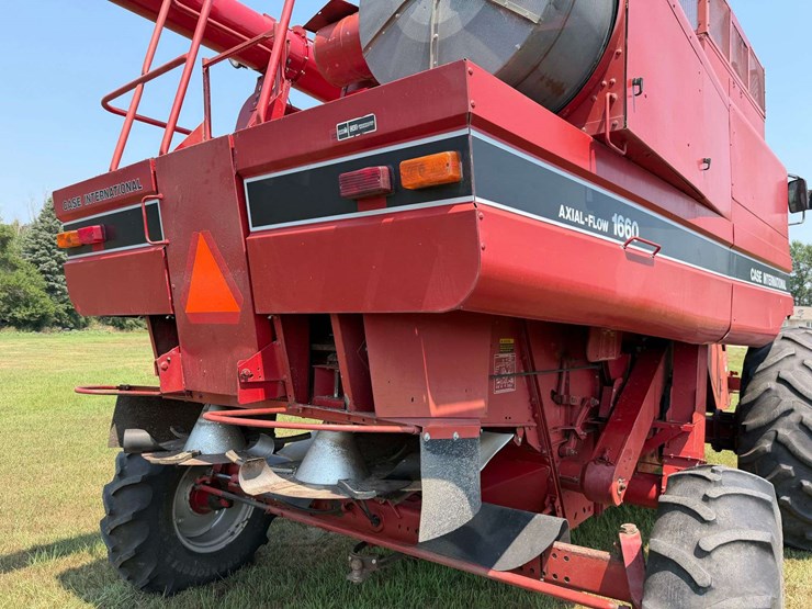 case-ih-1660-image-32