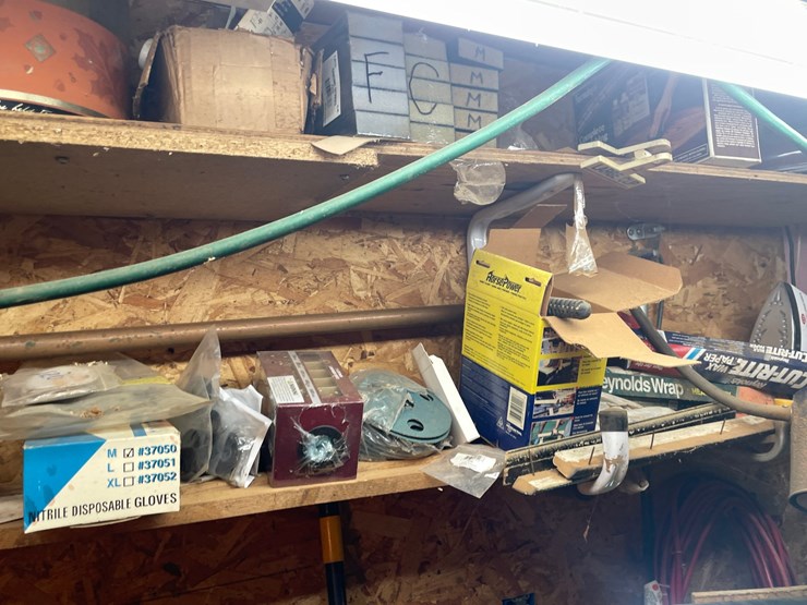 #7140-•-contents-of-wall-image-11