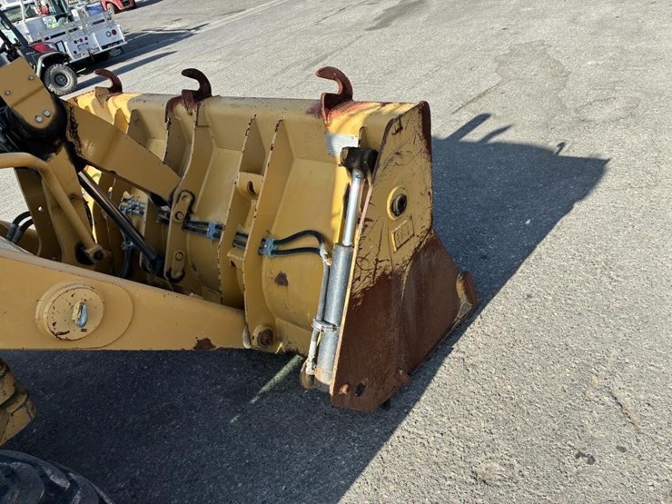 2008-caterpillar-430e-image-9