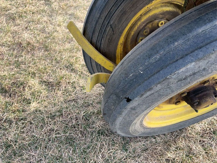 john-deere-model-a-image-19