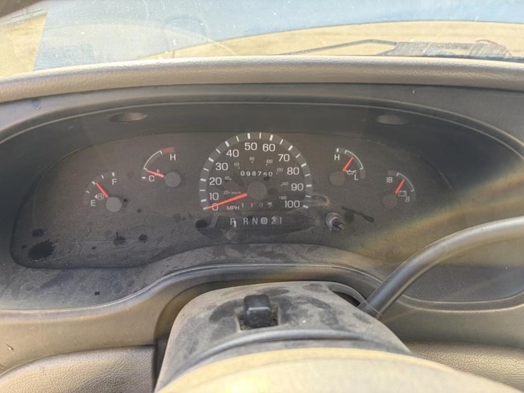 2002-ford-e350-image-15