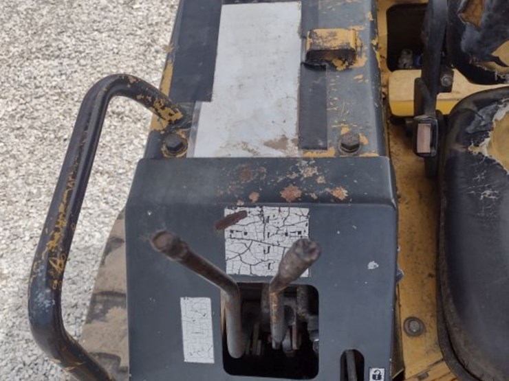 komatsu-d20p-image-8