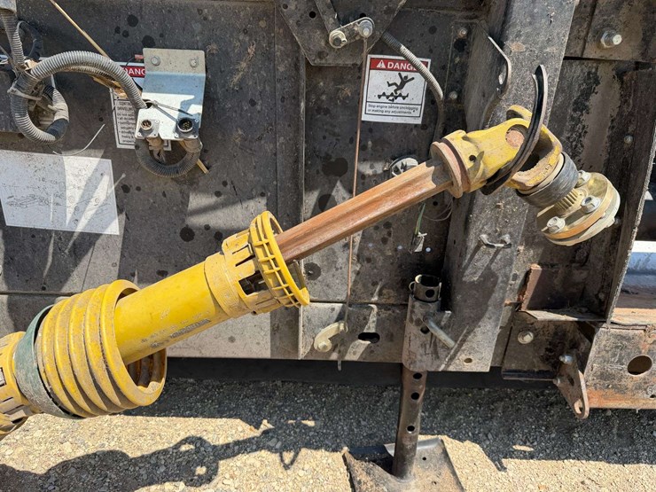 2006-john-deere-9500-image-14