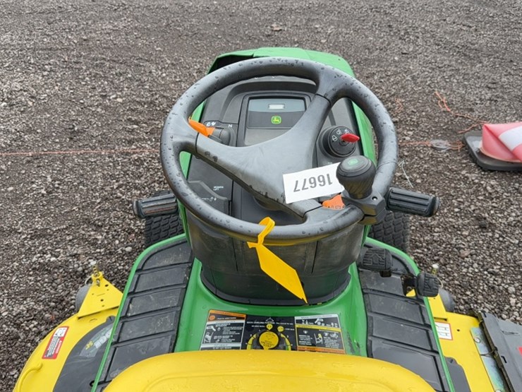 john-deere-x340-image-9
