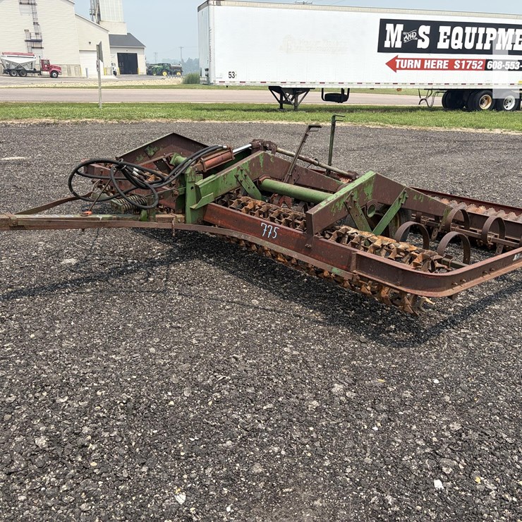 BRILLION CULTIPACKER 775