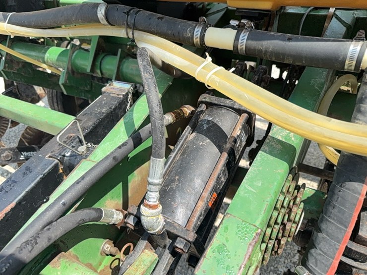 john-deere-7000-image-25