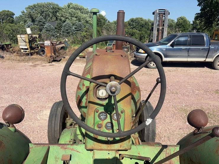 john-deere-70-image-78