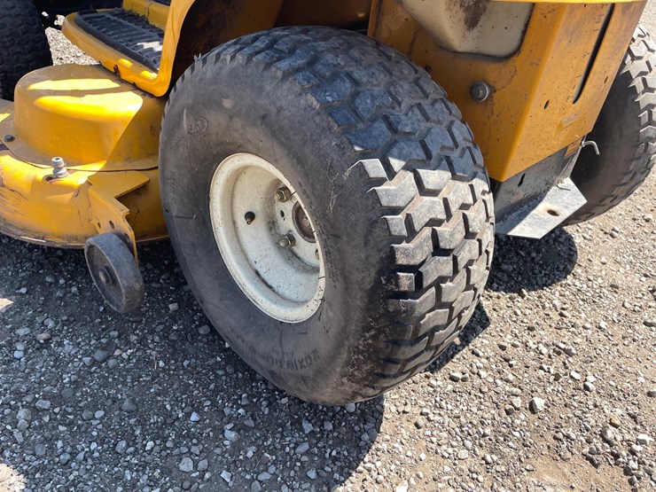cub-cadet-lt1050-image-14