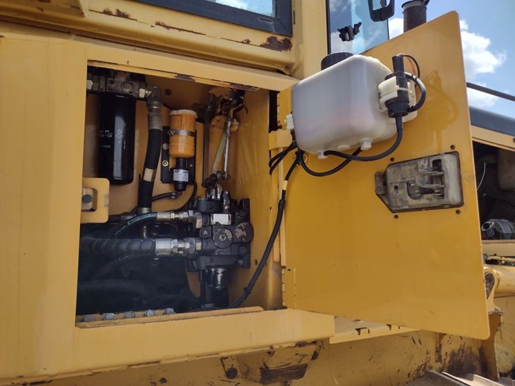 deere-700h-lt-image-30