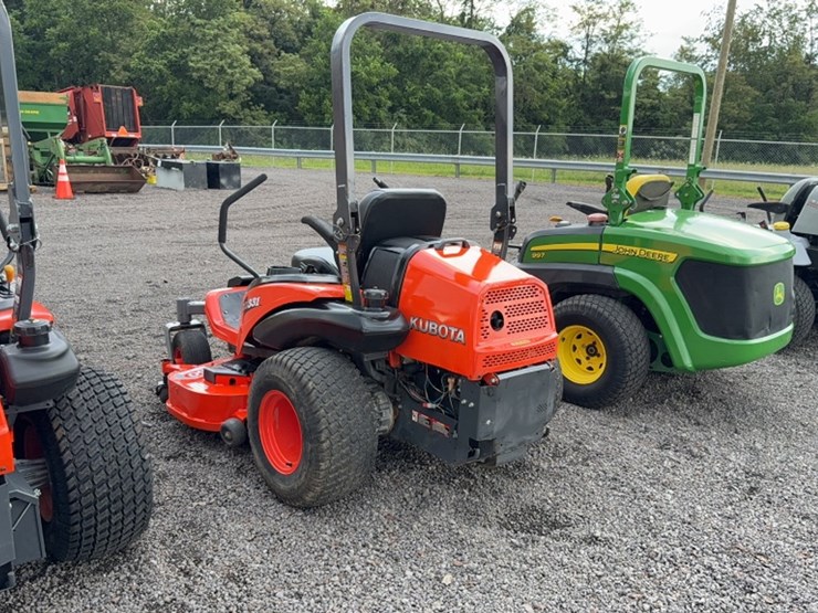 kubota-zd331-image-9