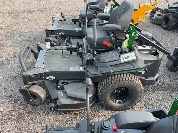 #3074-•-yakta-yxr-910-zero-turn-mower-image-12