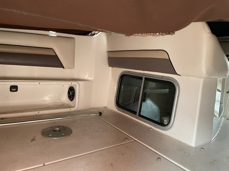 #2798-•-1999-chaparral-signature-27-cabin-cruiser-boat-image-31