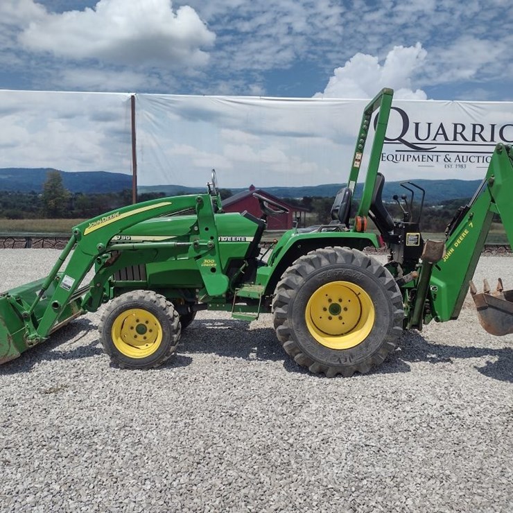 JOHN DEERE 790