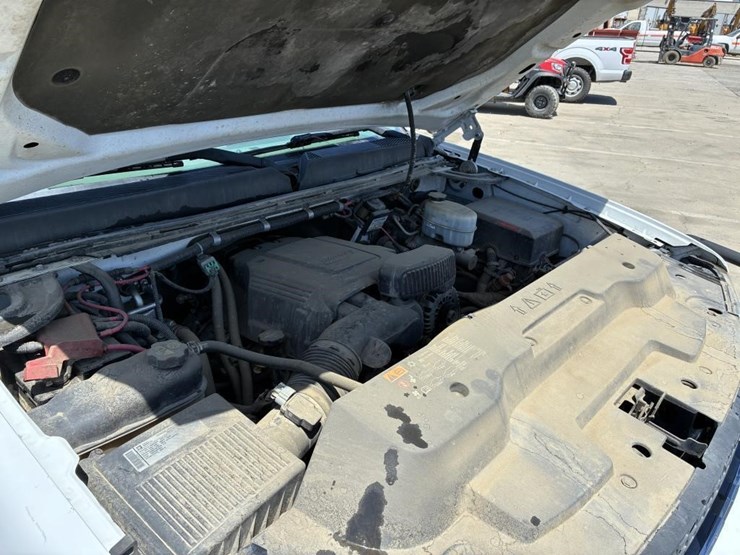 2012-gmc-sierra-2500hd-image-8