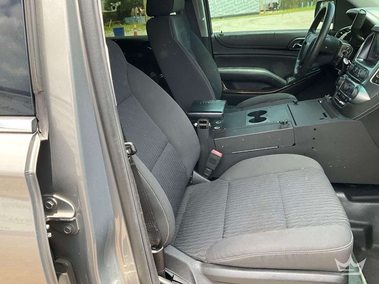 2018-chevrolet-tahoe-image-29