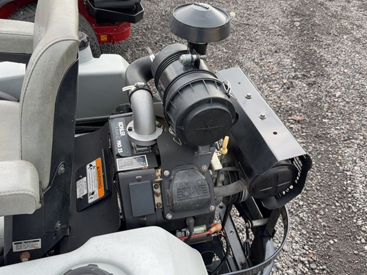 #3092-•-exmark-lazer-z-zero-turn-mower-image-10